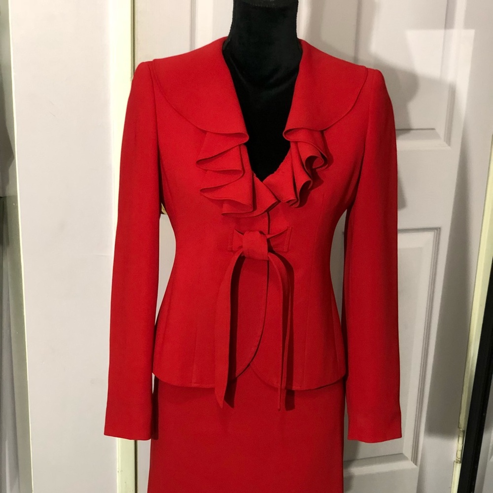 Anne Klein Suit Red Ruffle front tie waist sz 2P